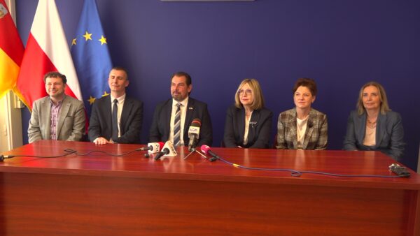 Pulsometr - Konferencja ws. klasy dyplomatycznej w LMK