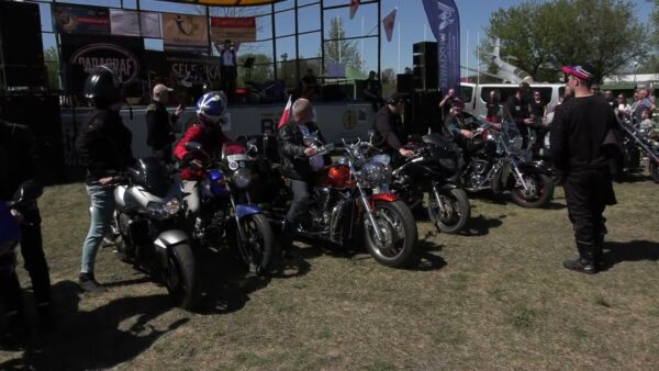 Pulsometr - Rozpoczęcie sezonu MOTO-AERO na lotnisku w Kruszynie