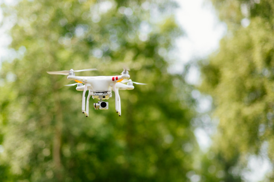 Jak drony pomagają w ratowaniu ludzi?