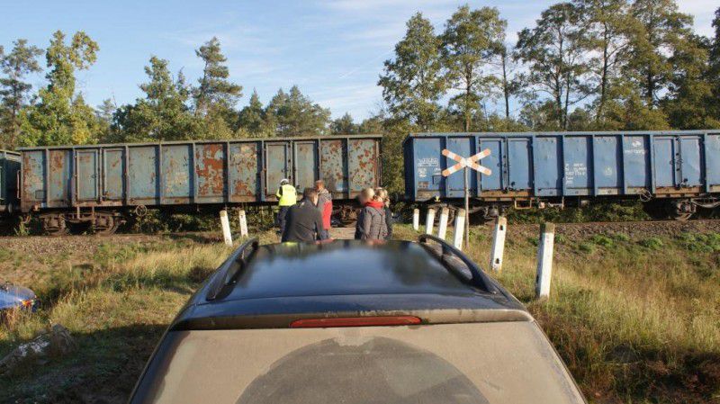 Groźne zdarzenie na niestrzeżonym przejeździe kolejowym w gminie Skępe