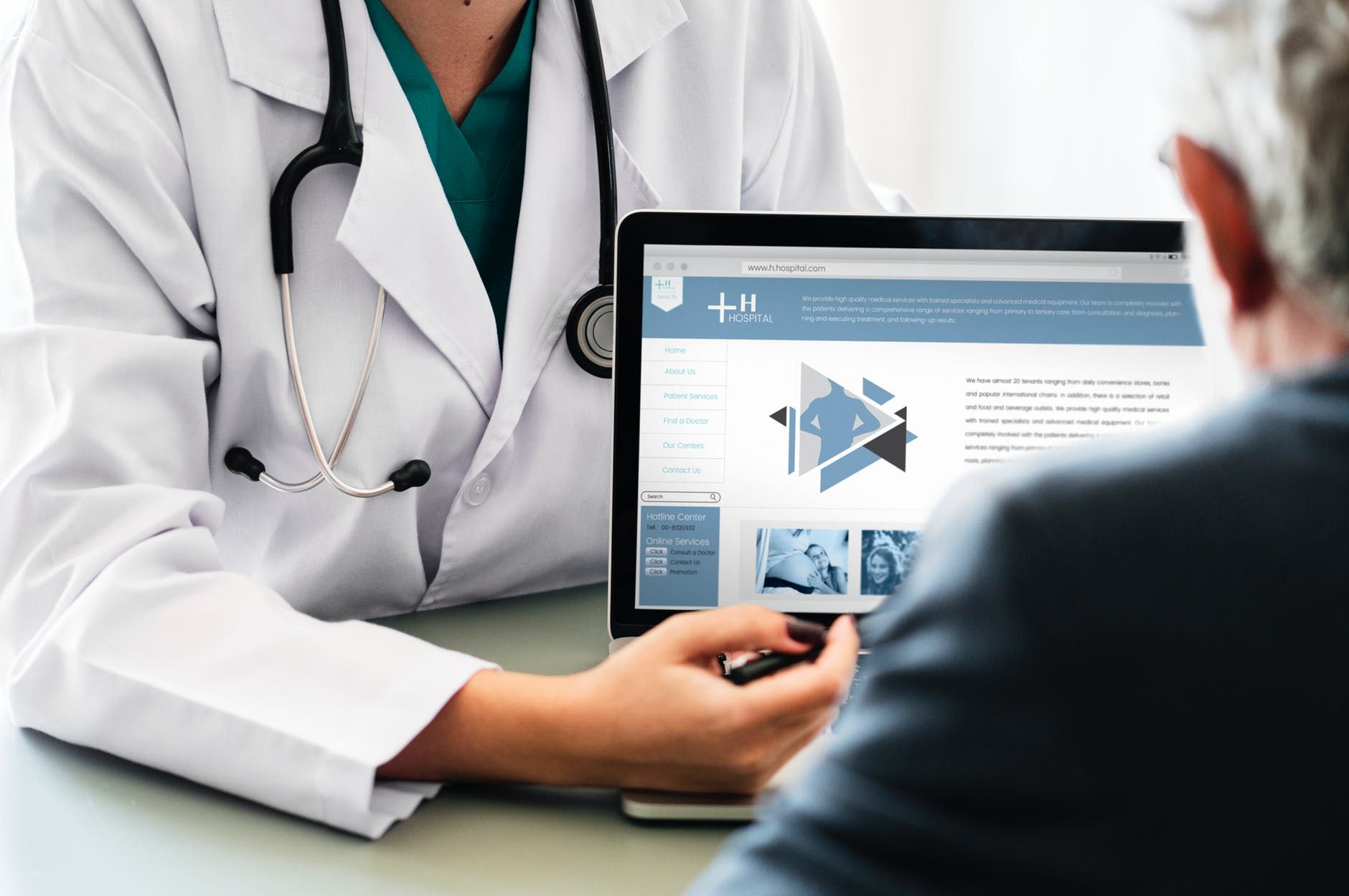 Program do gabinetu lekarskiego – czy może pomóc porządkować dokumentację medyczną?