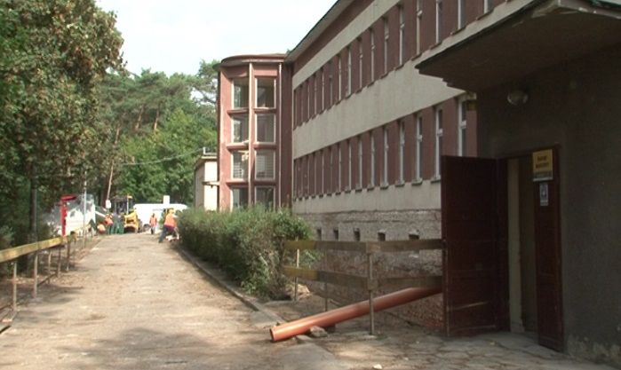 Prace remontowe pawilonu nr 5 włocławskiego szpitala nabierają tempa