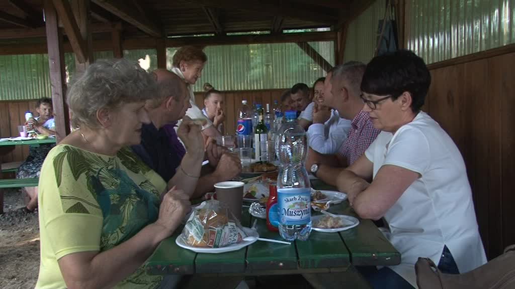 Spotkanie przy grillu z chodeckimi seniorami